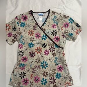 Women’s scrub top